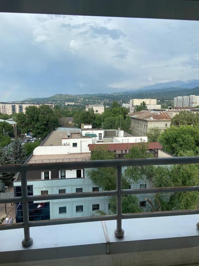 Whitefort Apartment Алма Ата Екстериор снимка