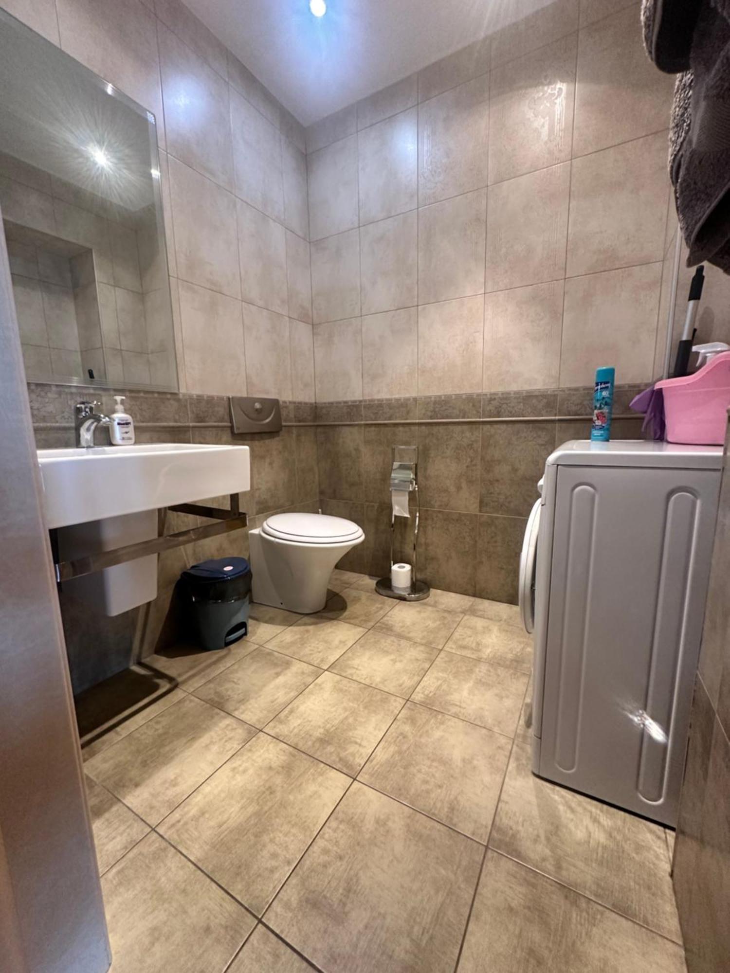 Whitefort Apartment Алма Ата Екстериор снимка