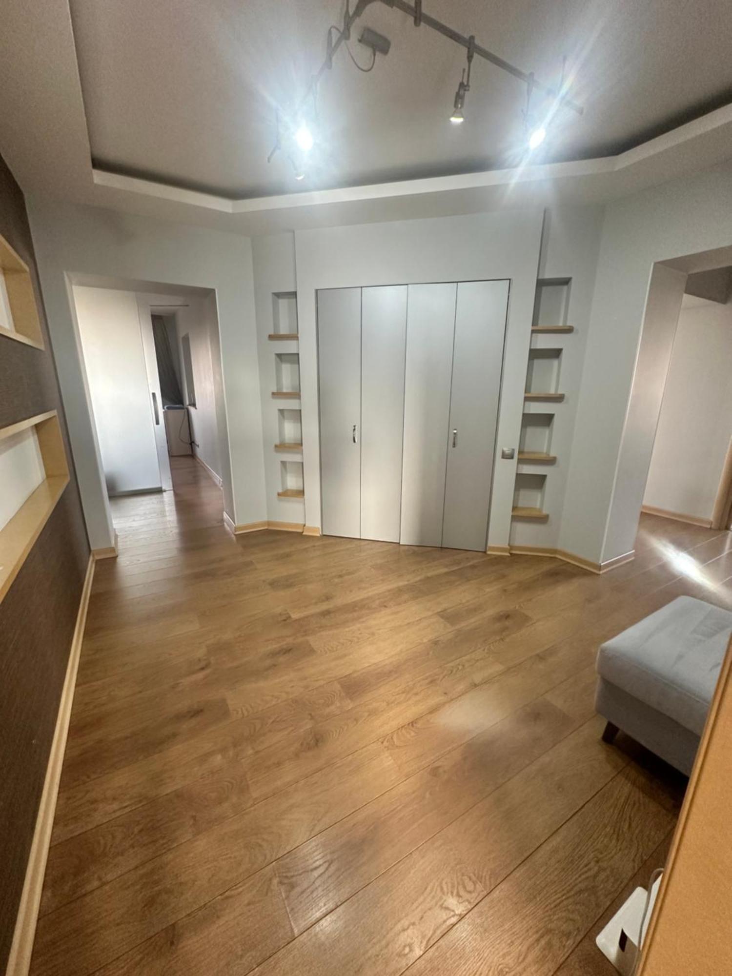 Whitefort Apartment Алма Ата Екстериор снимка