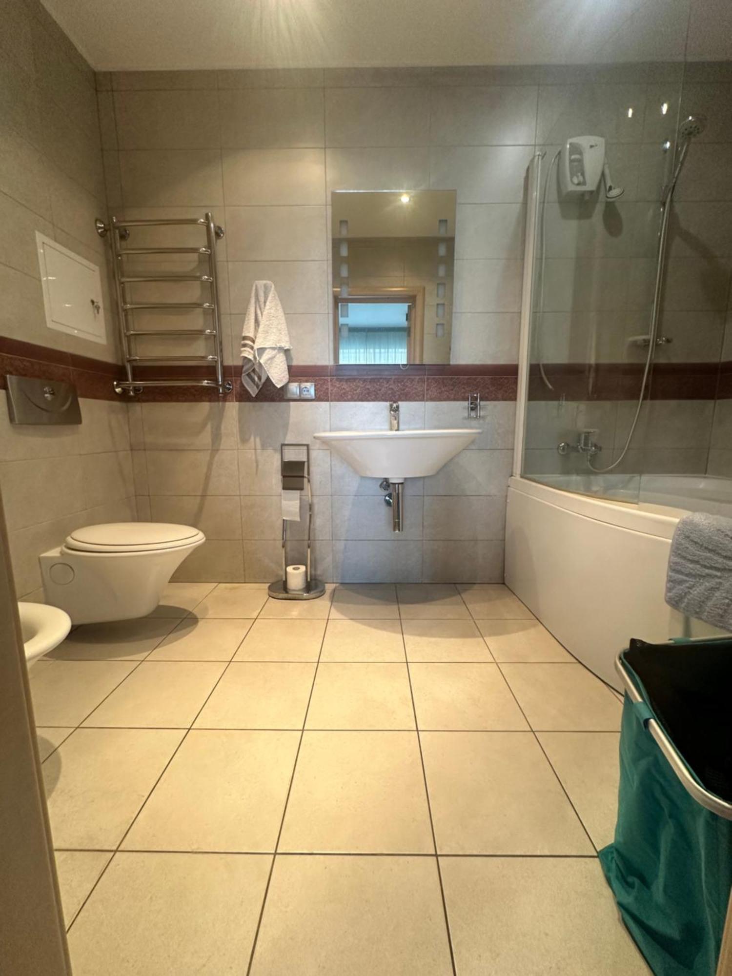 Whitefort Apartment Алма Ата Екстериор снимка