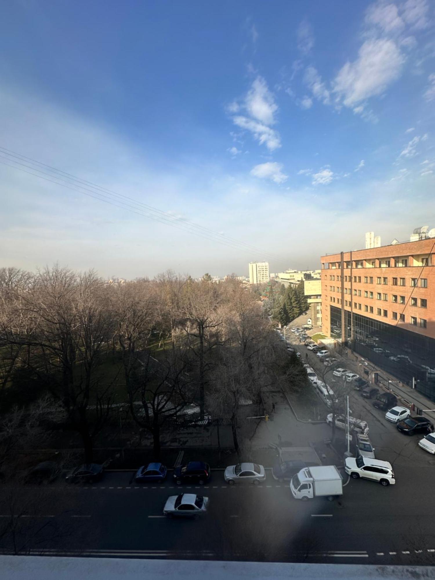 Whitefort Apartment Алма Ата Екстериор снимка